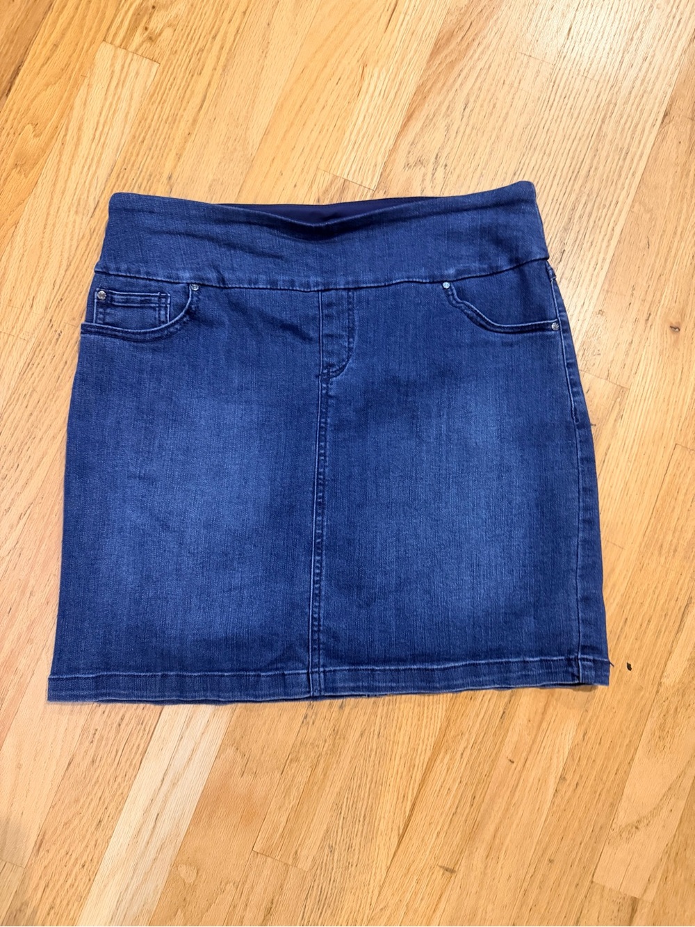 Ladies Size Medium "S.C. & CO." Stretch Denim Mini Skirt in Dark Blue GUC
